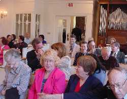 congregation just before service